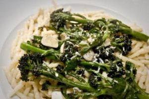 purple sprouting broccoli, garlic olive oil and parmesan pasta