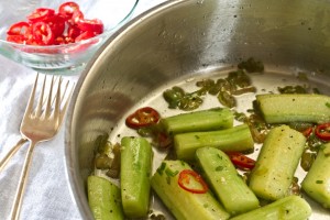 hot cucumbers with garlic and chilli