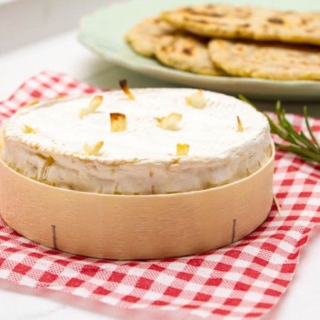 Baked Vacherin Mont D’or with Rosemary Flatbreads
