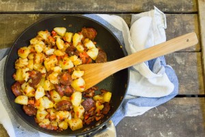 Potato, pepper and chorizo hash