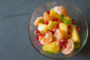 Green Clementine Fruit Salad with Mint and Vanilla Syrup - All That I'm Eating