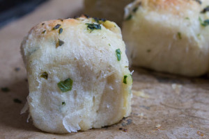 Wild Garlic Tear and Share Bread