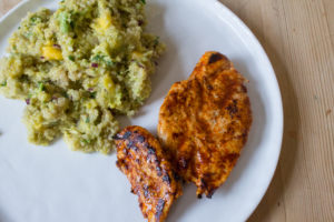 Harissa Chicken with Quinoa, Avocado and Mango - All That I'm Eating