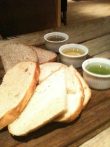 Carnarvon Arms bread board