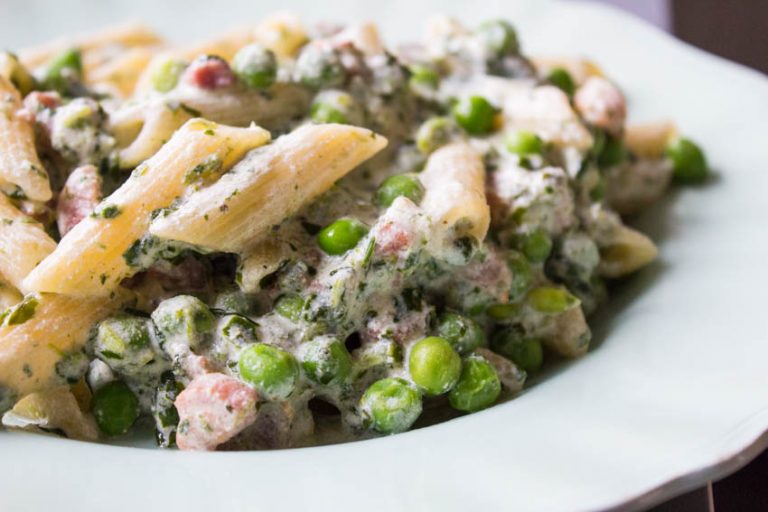 Creamy Bacon, Spinach and Pea Pasta All That I'm Eating