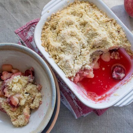 peach and cherry crumble